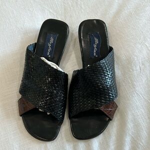 Mezlan women’s sandals